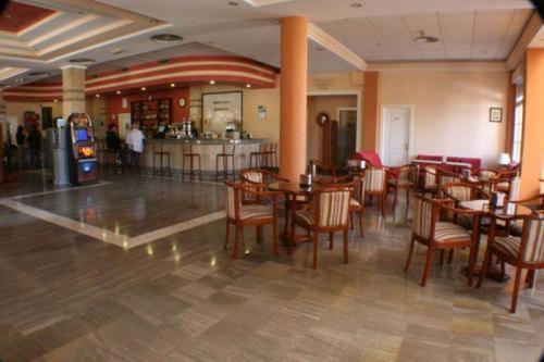 Escudo De Granada Hotel Puerto-López Buitenkant foto